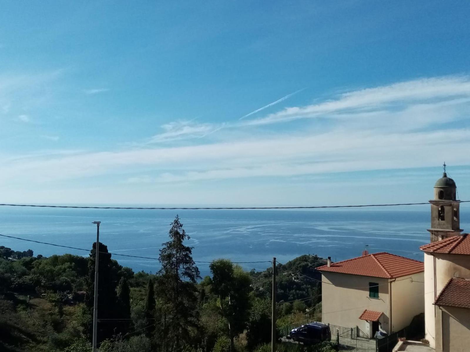 Dolci Risvegli Appartamento Vista Mare Ventimiglia Bagian luar foto